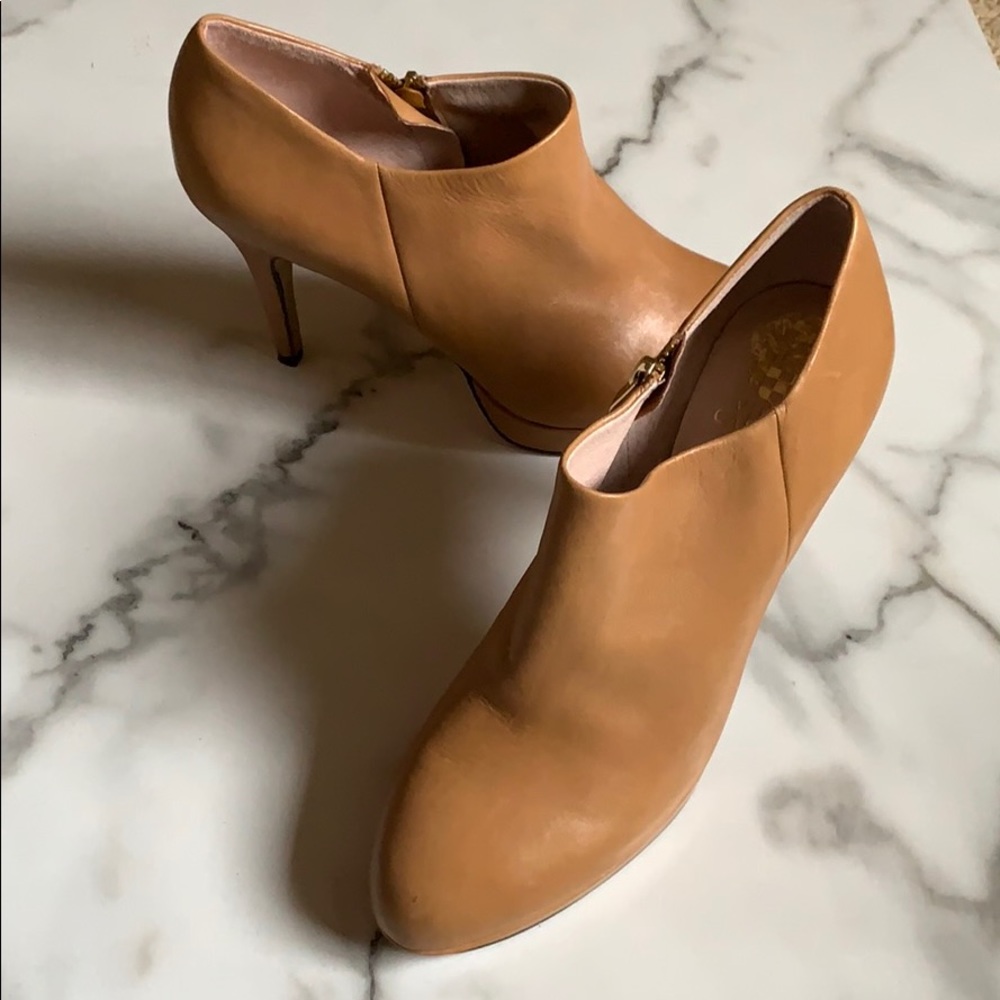 Vince Camuto Leather Shooties.